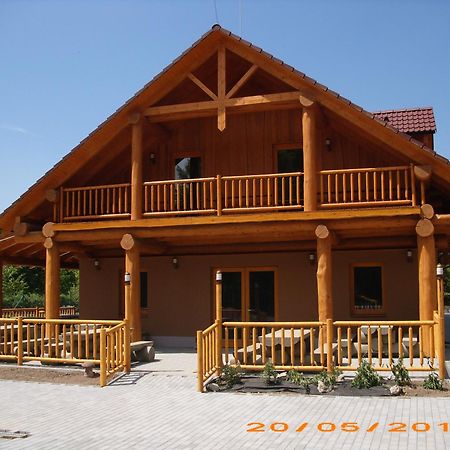 Penzion U Fabu Lednice Luaran gambar